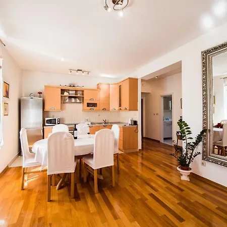 Apartment Beach Lux *