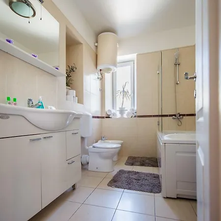 Apartment Beach Lux *