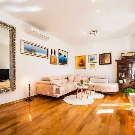 Apartment Beach Lux *